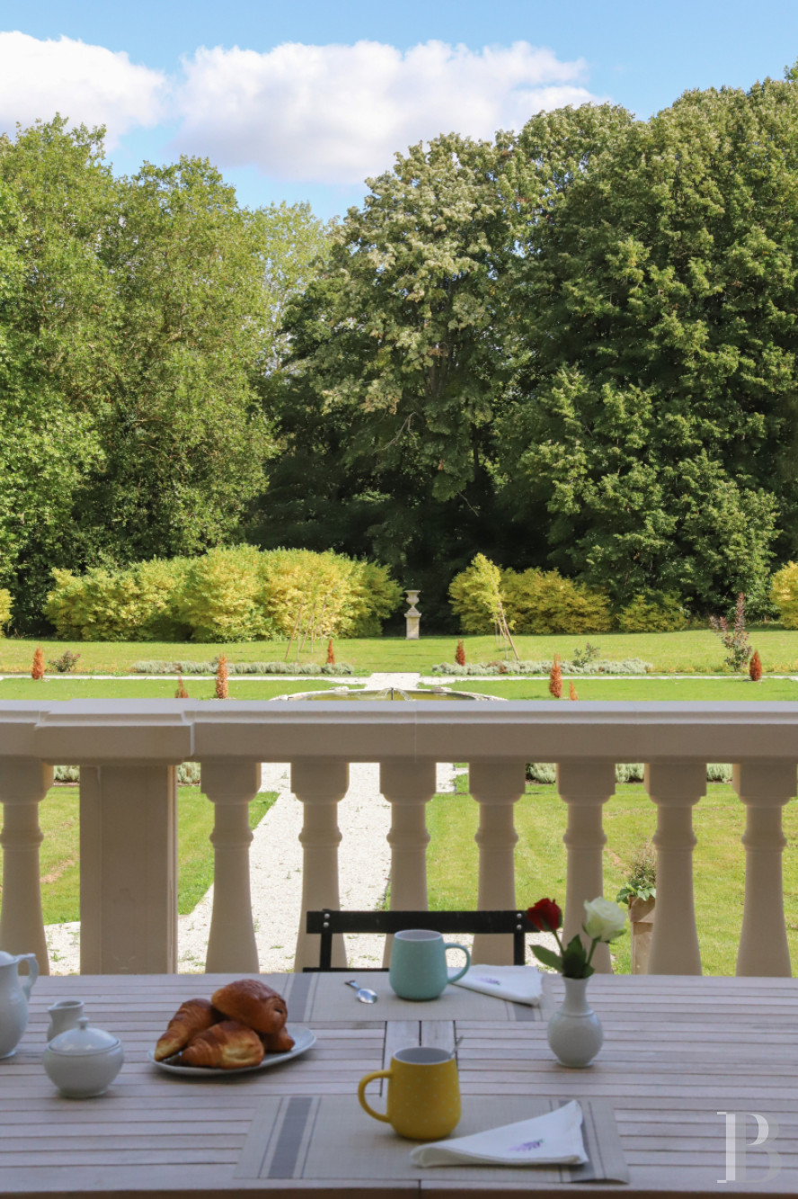 Dans la Sarthe, à l’est du Mans, un château du 19e siècle d’inspiration Renaissance dans son parc de onze hectares - photo  n°32